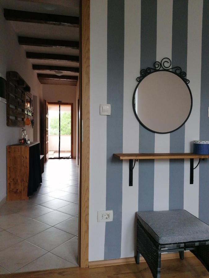 House Mario Near Rovinj Apartment Kanfanar Bagian luar foto